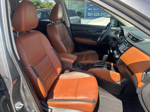 Used 2017 Nissan Rogue SL w/ SL Premium Package FWD image 30