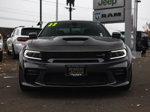 Used 2022 Dodge Charger Scat Pack image 5