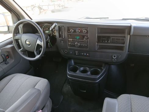 Used 2013 Chevrolet Express 3500 LT w/ LT Preferred Equipment Group image 18