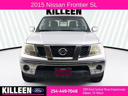 Used 2015 Nissan Frontier SL image 2