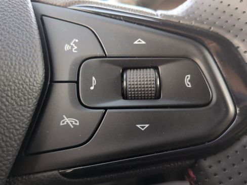 Used 2024 Chevrolet Trax RS w/ Driver Confidence Package image 24