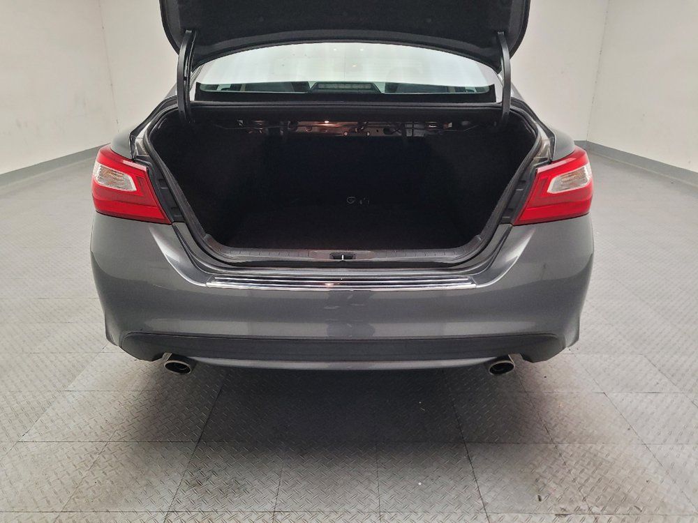Used 2016 Nissan Altima 2.5 SR FWD image 29