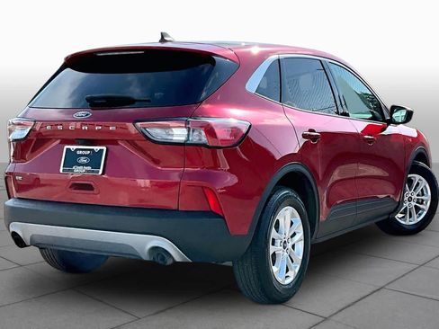 Used 2022 Ford Escape SE w/ Convenience Package FWD image 16