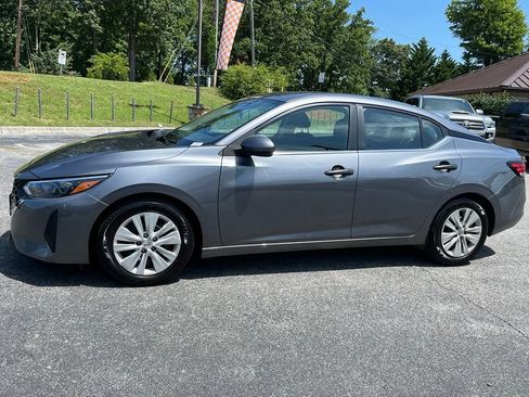 Used 2024 Nissan Sentra S FWD image 5