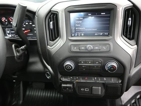 Used 2026 Chevrolet Silverado 1500 W/T w/ Z71 Off-Road Package AWD/4WD image 29