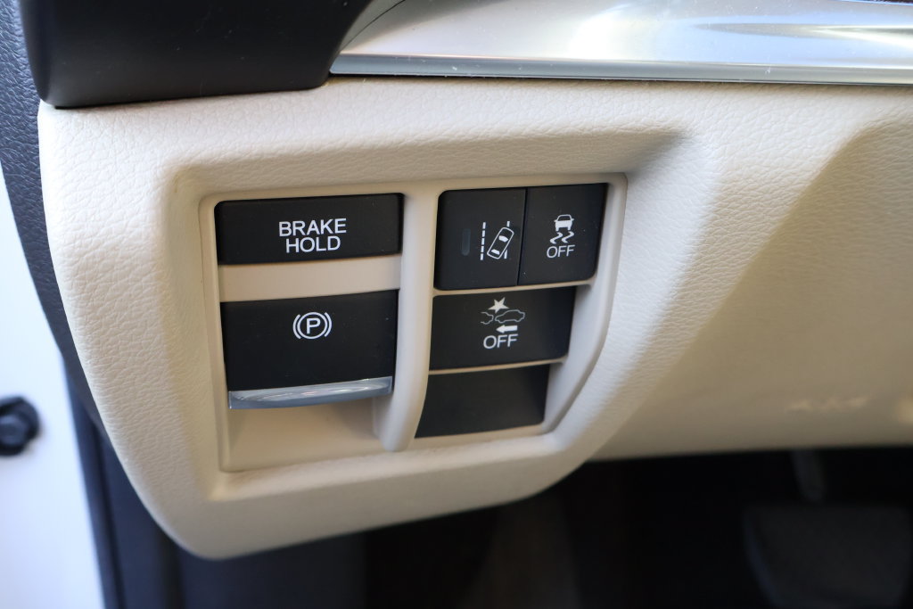 Used 2019 Acura MDX SH-AWD image 15