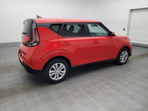 Used 2025 Kia Soul LX FWD image 10