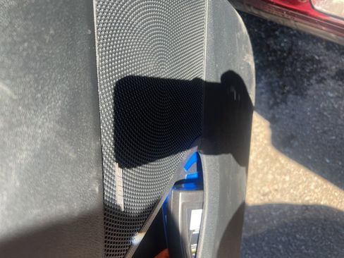 Used 2025 Kia Sorento SX Prestige w/ Olive Brown Leather Package image 18