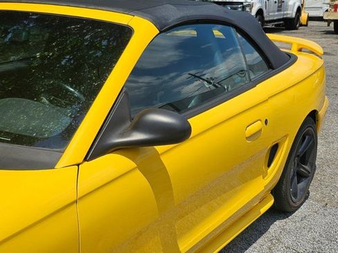 Used 1998 Ford Mustang Cobra RWD image 25