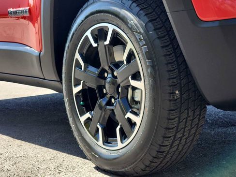 Used 2023 Jeep Renegade Trailhawk w/ Sun/Sound Group image 12