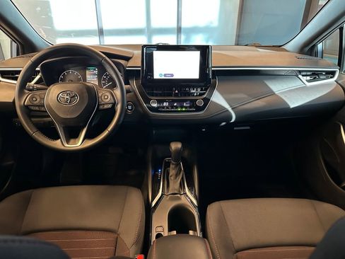 Used 2024 Toyota Corolla SE FWD image 9