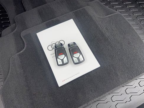 Used 2022 Audi Q5 2.0T Premium w/ Convenience Package image 83