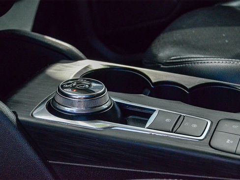 Used 2020 Ford Escape SEL image 21