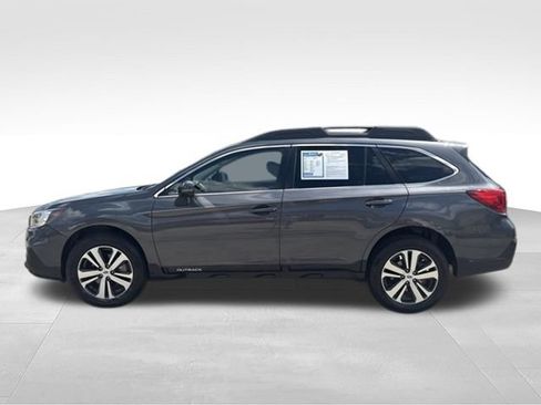 Used 2019 Subaru Outback 3.6R Limited AWD/4WD image 4