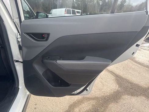 Used 2024 Subaru Crosstrek 2.5i Sport image 28