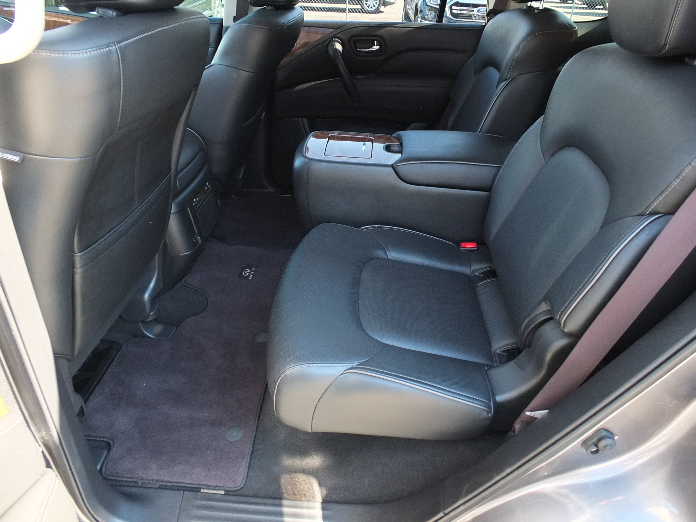 Used 2019 INFINITI QX80 Luxe AWD/4WD image 13