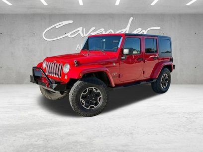 Used 2017 Jeep Wrangler Unlimited Sahara w/ Connectivity Group