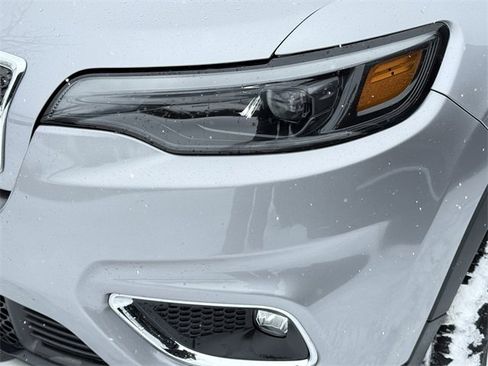 Used 2020 Jeep Cherokee Limited image 26