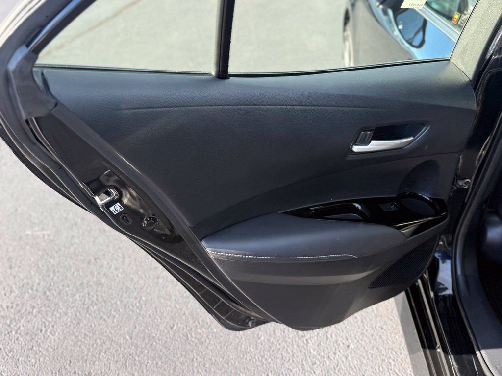 Used 2019 Toyota Corolla XSE FWD image 14