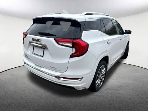 Used 2023 GMC Terrain Denali image 13