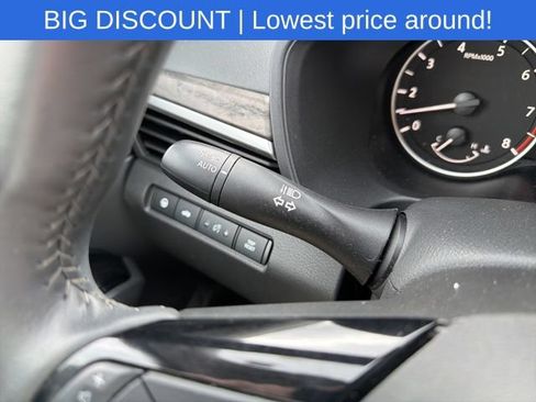 Used 2025 Nissan Altima 2.5 SL FWD image 40