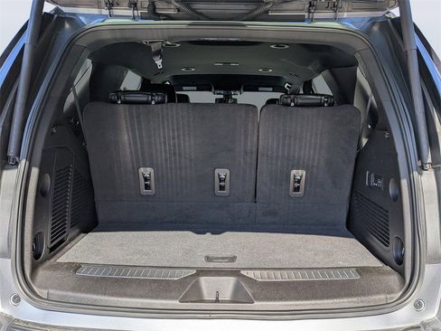 Used 2022 Chevrolet Tahoe Z71 w/ Luxury Package image 14