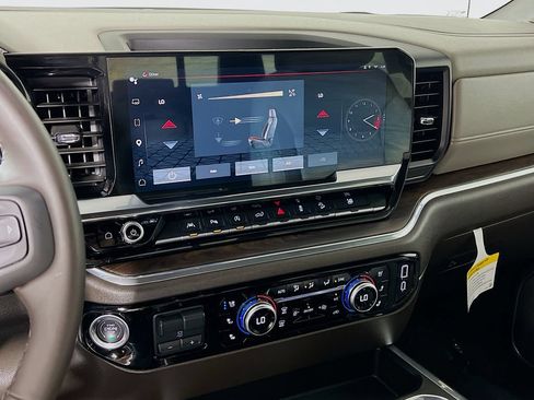 Used 2025 GMC Sierra 1500 SLT w/ SLT Premium Package AWD/4WD image 14