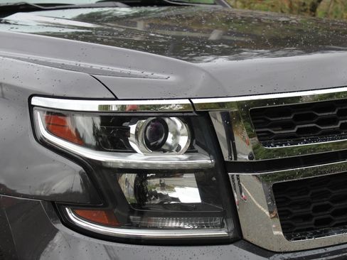 Used 2015 Chevrolet Suburban LT image 43