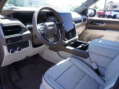 New 2026 GMC Yukon XL Denali w/ Sun & Power Step Package image 18
