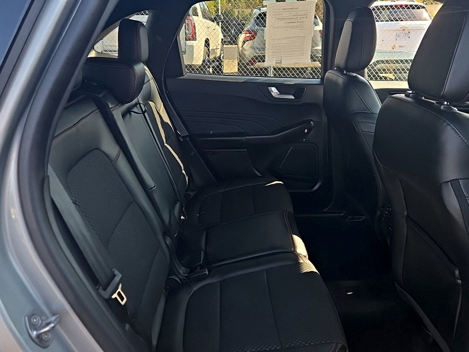 Used 2023 Ford Escape ST-Line AWD/4WD image 22