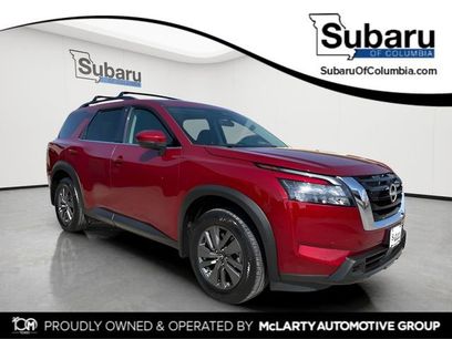 Used 2024 Nissan Pathfinder SV