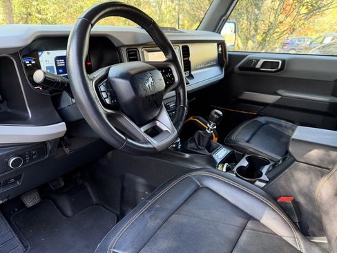 Used 2021 Ford Bronco Badlands image 17