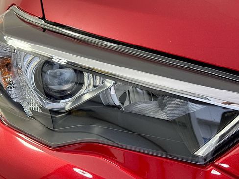 Used 2022 Toyota 4Runner Limited AWD/4WD image 37