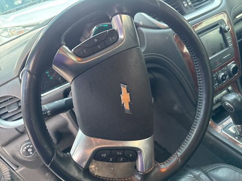 Used 2014 Chevrolet Traverse LT image 17