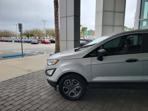 Used 2021 Ford EcoSport S image 2