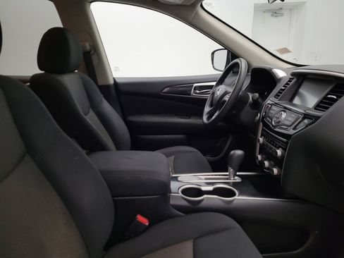 Used 2017 Nissan Pathfinder S image 21