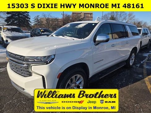 Used 2023 Chevrolet Suburban Premier image 7