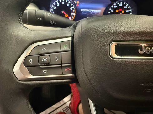 Used 2024 Jeep Compass Limited w/ Sun and Sound Group AWD/4WD image 30