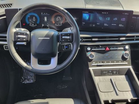 Used 2024 Hyundai Santa Fe SEL image 4