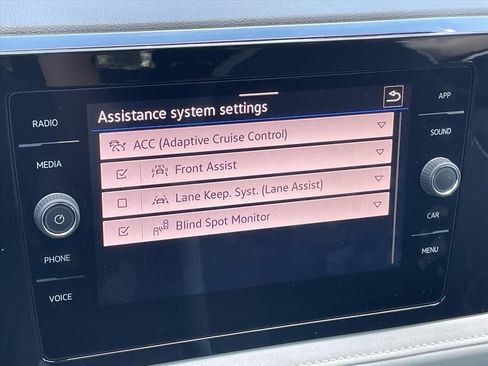 New 2026 Volkswagen Taos SE FWD image 16