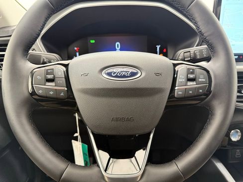 New 2025 Ford Escape SE image 40