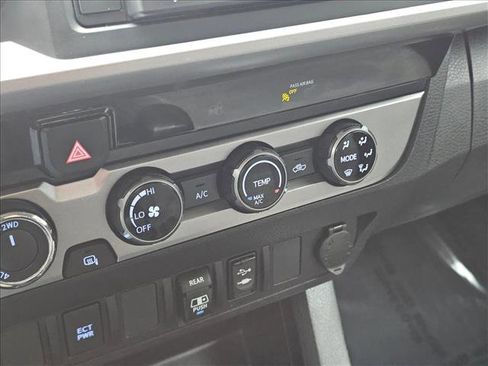 Used 2018 Toyota Tacoma SR5 image 26