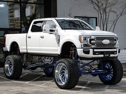 Used 2022 Ford F250 Limited image 7