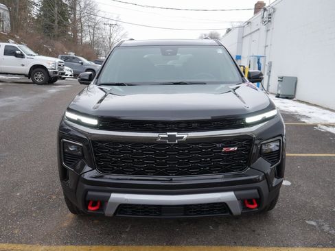 New 2026 Chevrolet Traverse Z71 w/ Enhanced Driving Package image 3