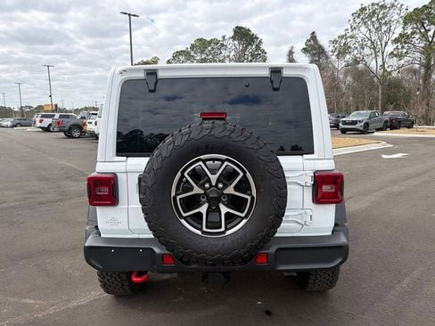 Used 2025 Jeep Wrangler Rubicon image 8