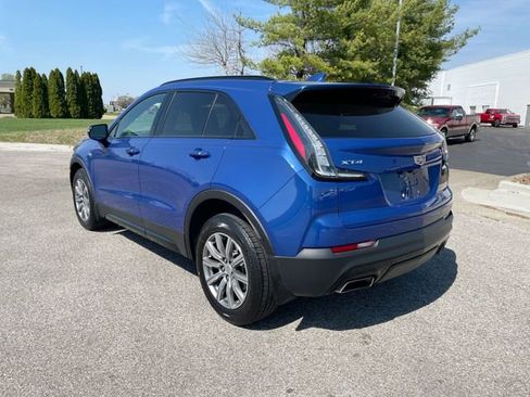 Used 2023 Cadillac XT4 Sport w/ Driver Assist Package FWD image 3