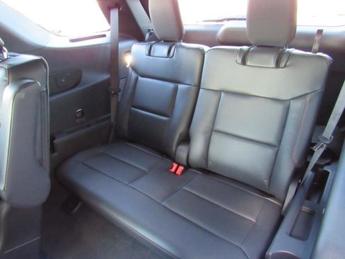 New 2026 Ford Explorer ST-Line w/ ST-Line Street Pack AWD/4WD image 34