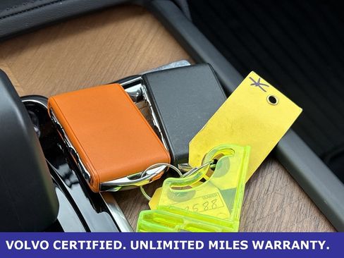 Certified 2024 Volvo XC90 B6 Plus w/ Protection Package Premier image 37