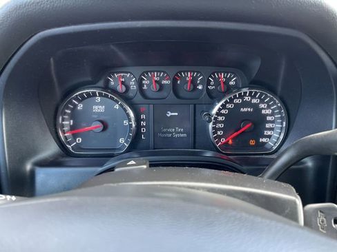 Used 2017 Chevrolet Silverado 1500 Custom w/ Custom Convenience Package image 12