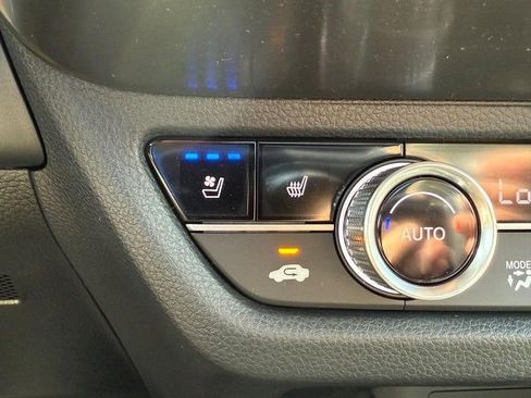 Certified 2025 Acura ADX A-Spec image 16